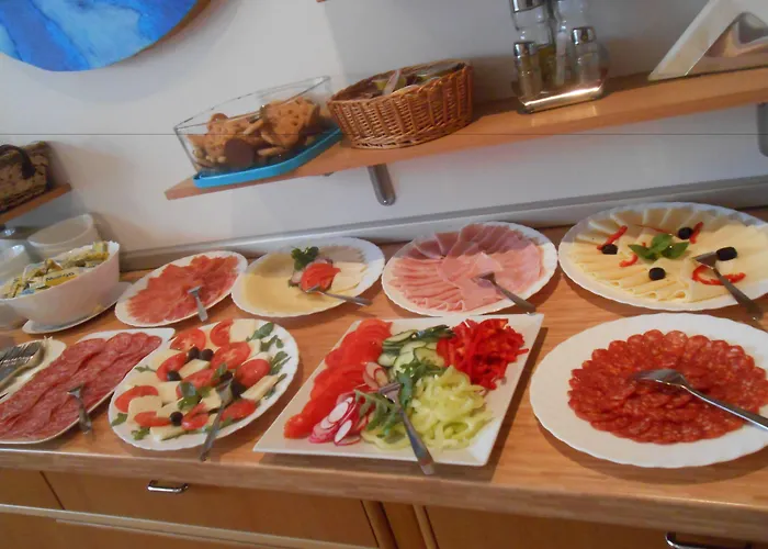 Kristina Bed & Breakfast 3*
