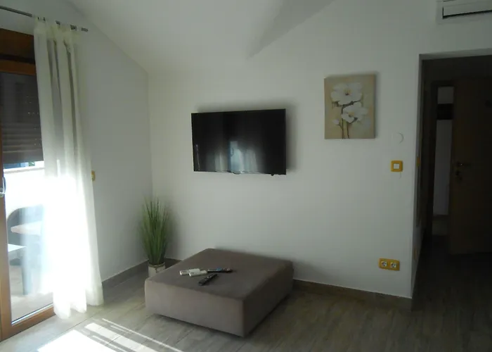 Kristina Bed & Breakfast 3*