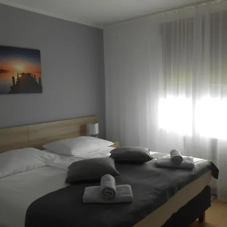 Bed and breakfast Kristina 3*