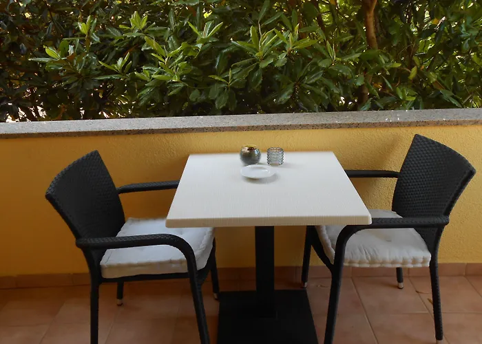 Couette-café Kristina 3*