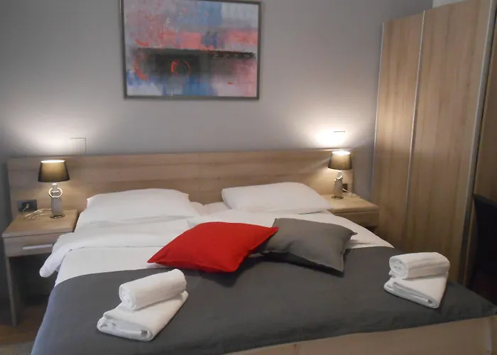 住宿加早餐酒店 Kristina 罗维尼