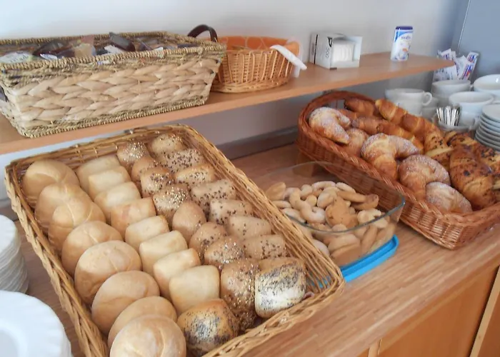 Bed & Breakfast Kristina 3*